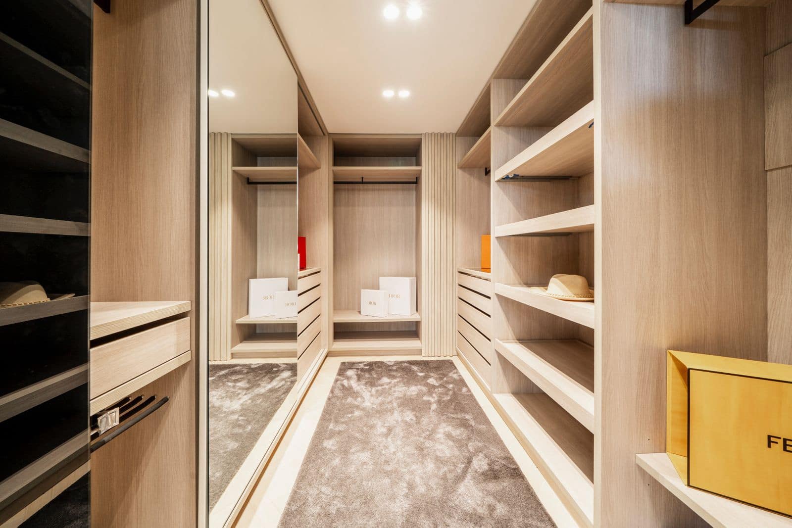 3 bedroom Penthouse for sale in Benahavis with pool - € 925,000 (Ref: 9451667)