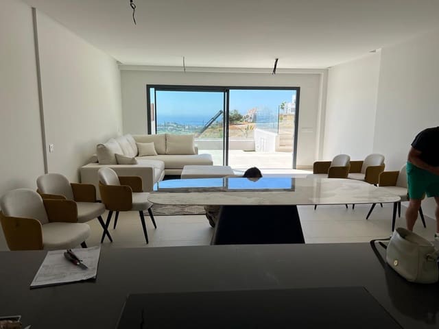 3 bedroom Apartment for sale in La Cala de Mijas, Mijas with pool garage - € 739,000 (Ref: 9467911)