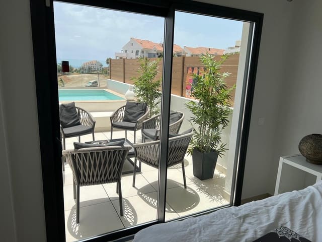 3 bedroom Apartment for sale in La Cala de Mijas, Mijas with pool garage - € 739,000 (Ref: 9467911)