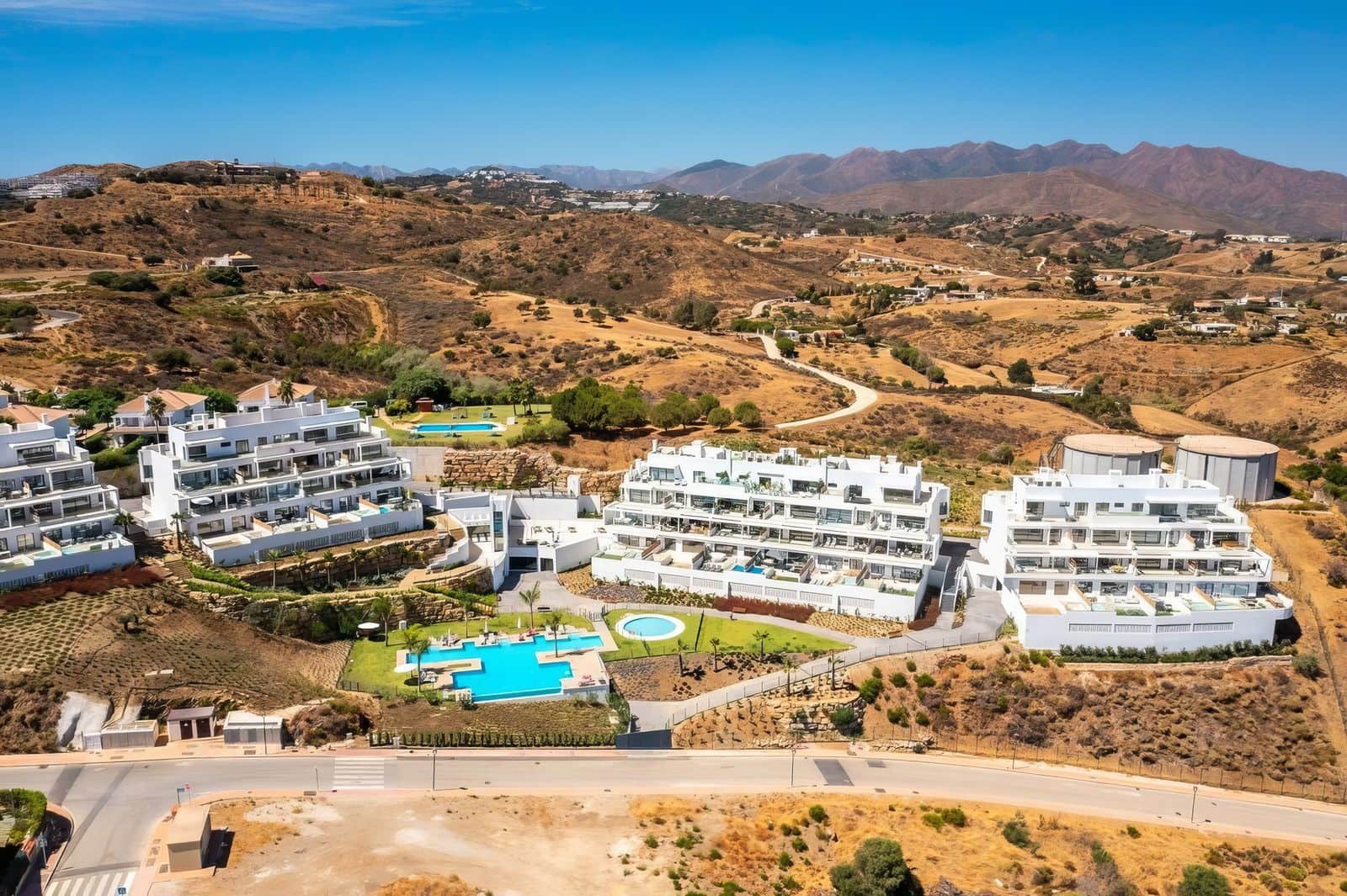 3 bedroom Apartment for sale in La Cala de Mijas with pool garage - € 739,000 (Ref: 9467911)