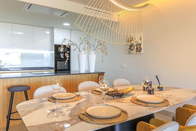 3 bedroom Apartment for sale in La Cala de Mijas, Mijas with pool garage - € 739,000 (Ref: 9467911)