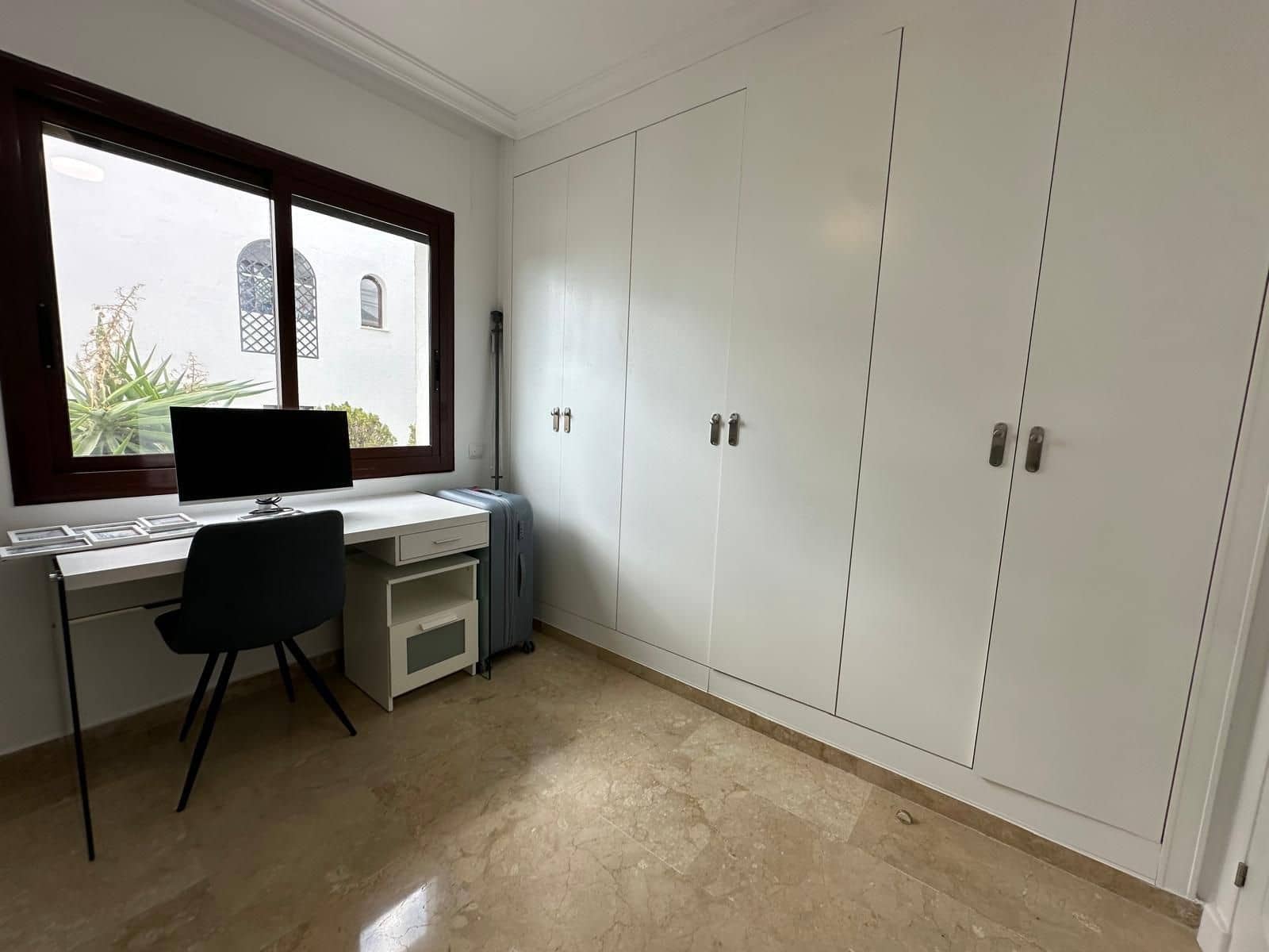 2 makuuhuone Huoneisto myytävänä paikassa Golden Mile - 580 000 € (Ref: 9488032)