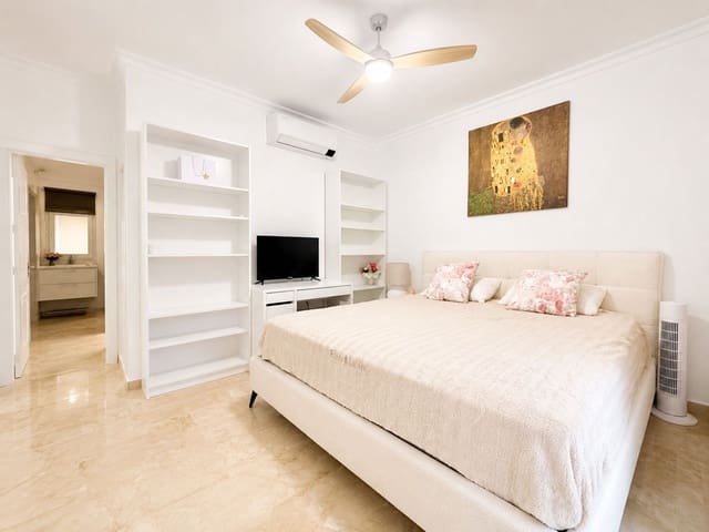 2 Zimmer Apartment zu verkaufen in Marbella mit Pool Garage - 529.000 € (Ref: 9488032)
