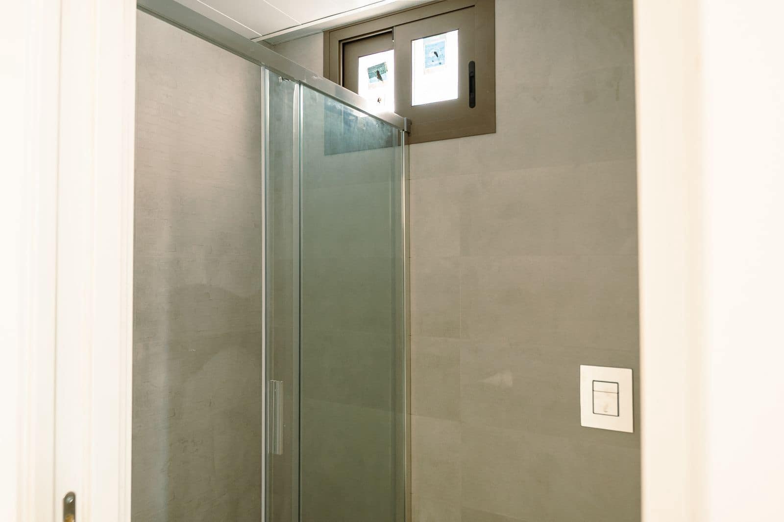 2 soveværelse Penthouse til salg i Estepona med swimmingpool - € 595.000 (Ref: 9488033)