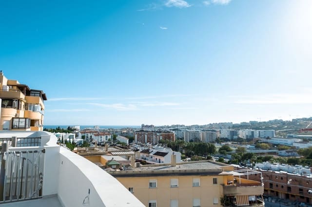 2 soveværelse Penthouse til salg i Centro, Estepona med swimmingpool - € 595.000 (Ref: 9488033)