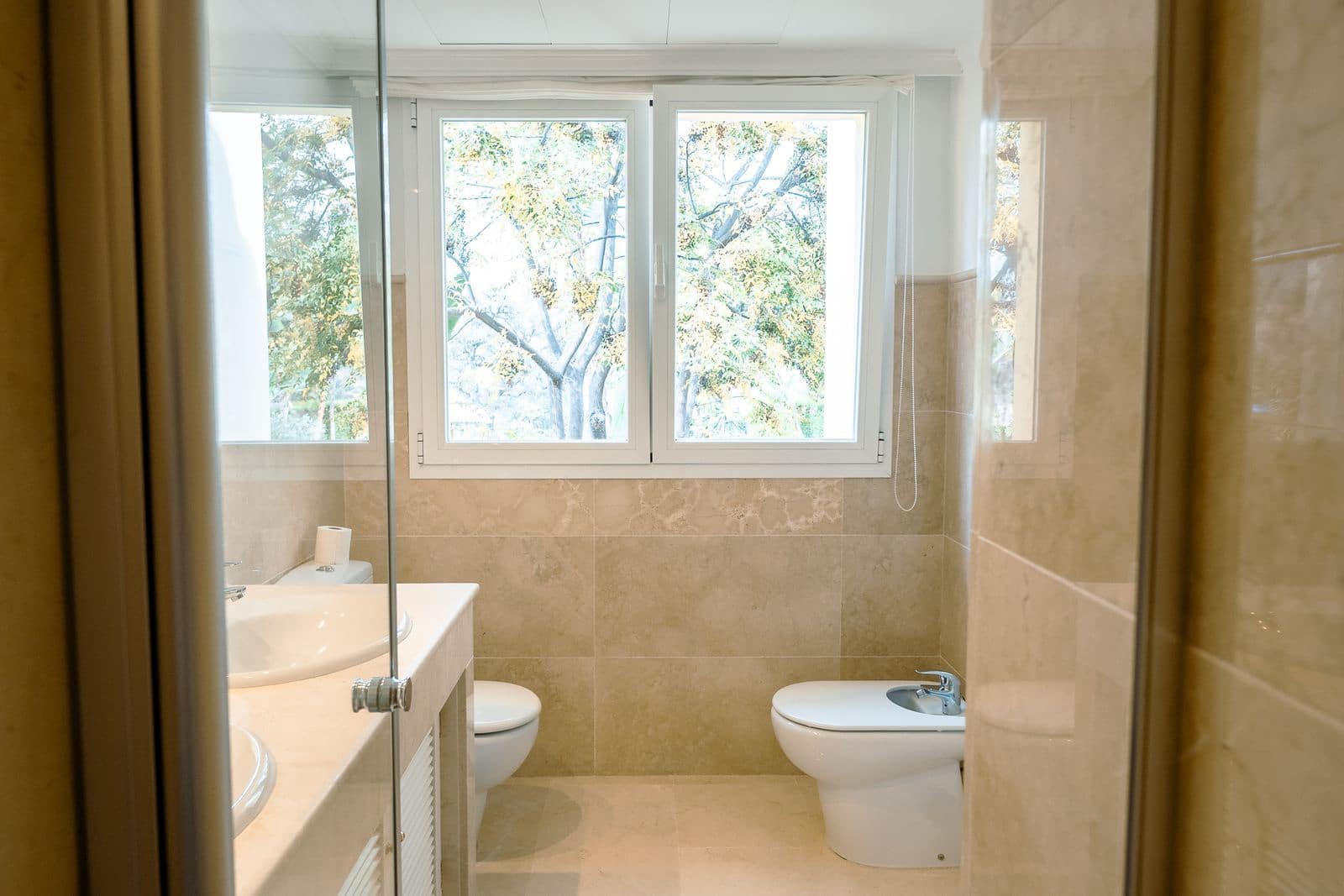 3 bedroom Semi-detached Villa for sale in Elviria - € 1,800,000 (Ref: 9488571)