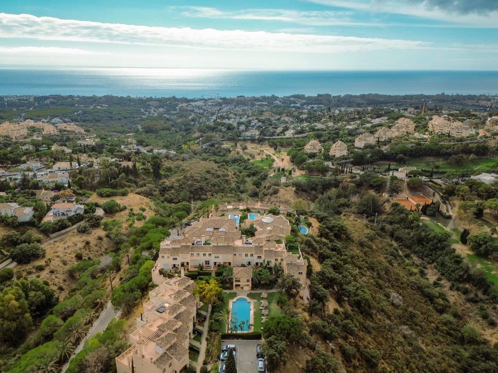 3 bedroom Semi-detached Villa for sale in Elviria - € 1,800,000 (Ref: 9488571)