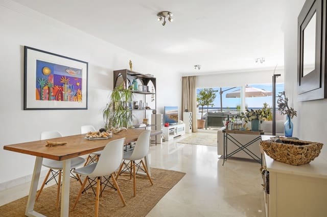 2 makuuhuone Huoneisto myytävänä paikassa Buenas Noches, Estepona - 585 000 € (Ref: 9488572)