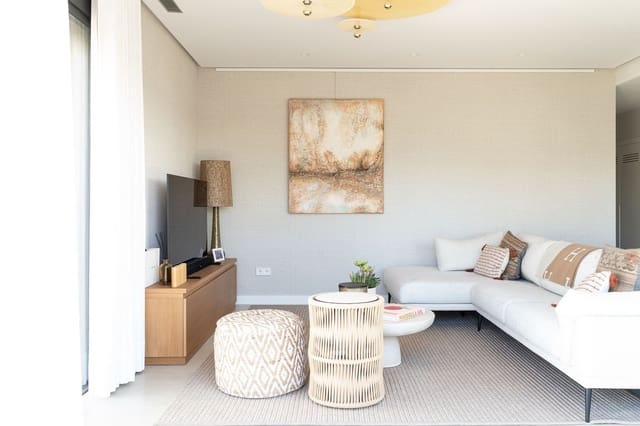 Apartamento de 3 habitaciones en Estepona en venta - 789.000 € (Ref: 9488573)