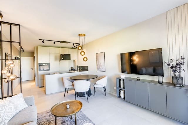 3 soveværelse Lejlighed til salg i Nueva Andalucia, Marbella - € 569.000 (Ref: 9567863)