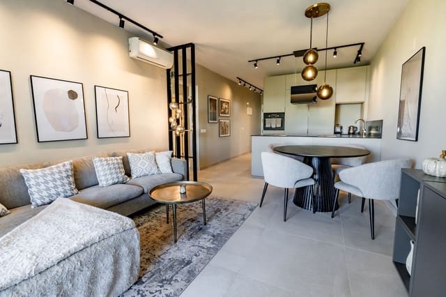 3 soveværelse Lejlighed til salg i Nueva Andalucia, Marbella - € 569.000 (Ref: 9567863)