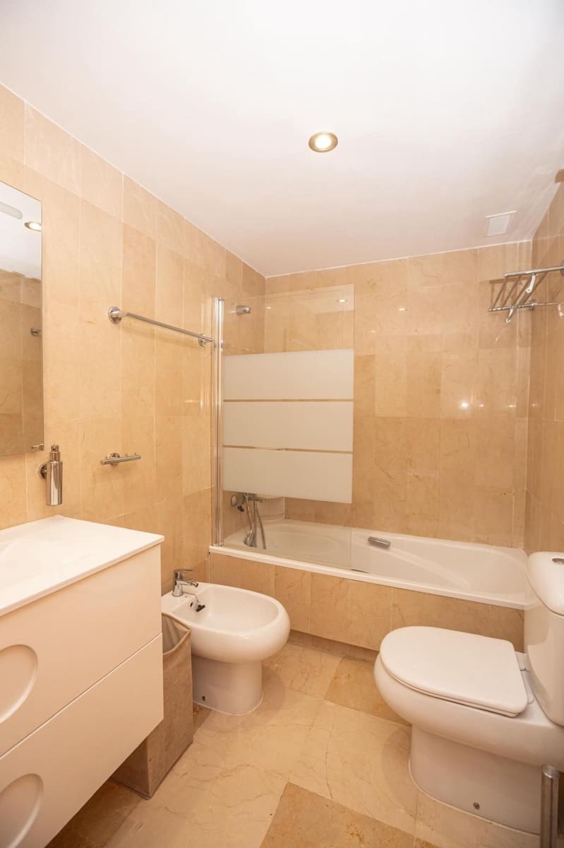 2 quarto Apartamento para venda em Guadalmina com piscina - 450 000 € (Ref: 9575446)