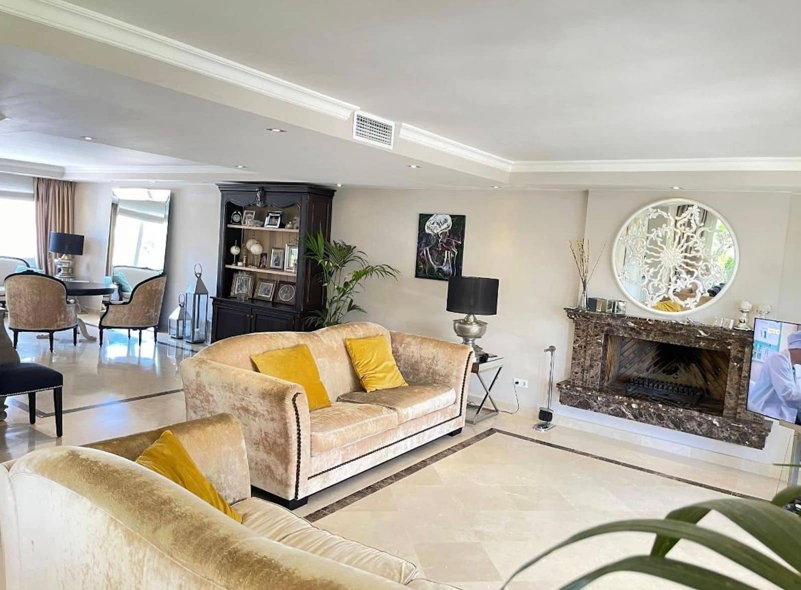 4 Zimmer Doppelhaus zu verkaufen in Estepona - 1.800.000 € (Ref: 9575447)