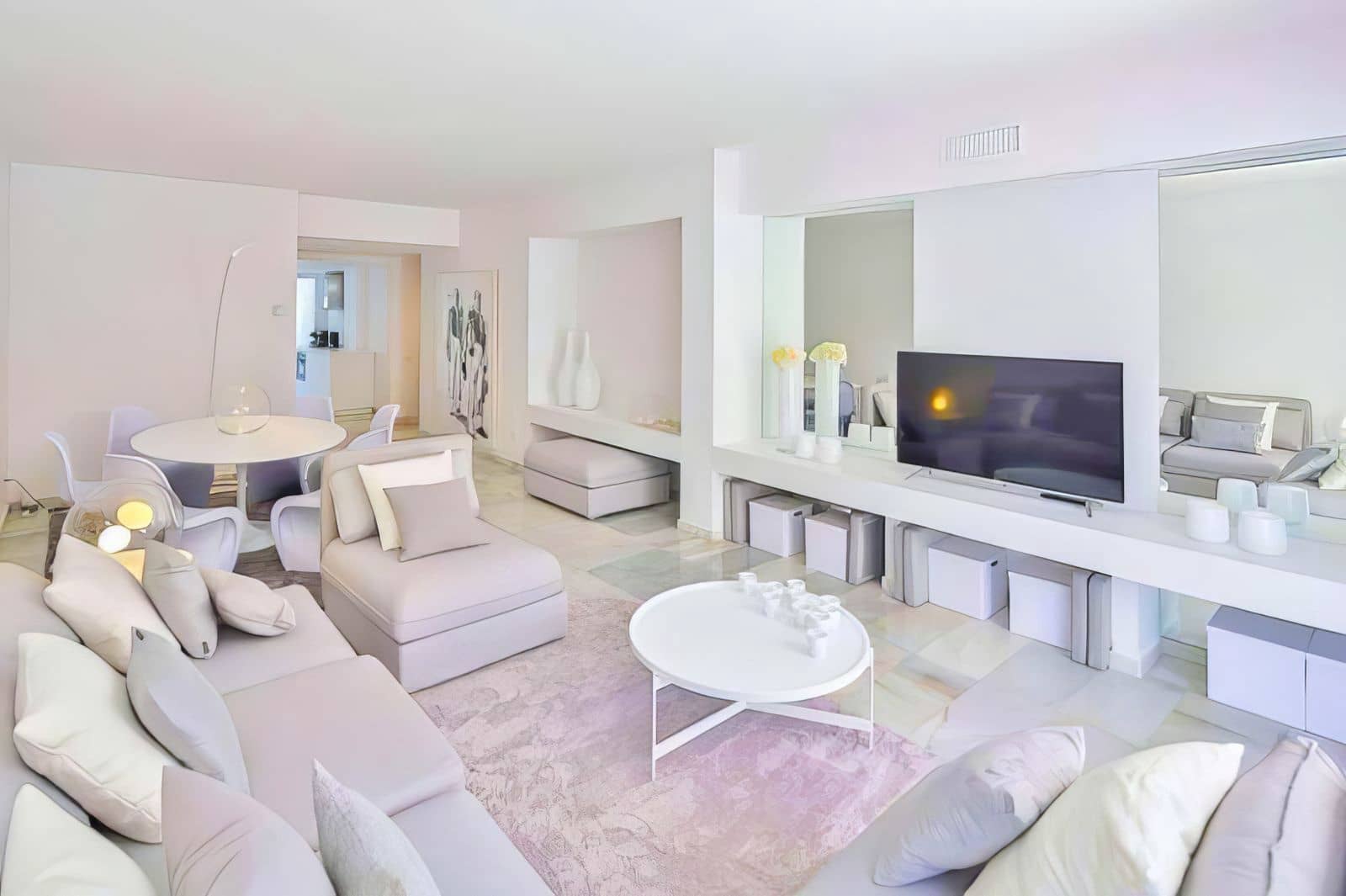 2 quarto Apartamento para venda em Puerto Banus - 935 000 € (Ref: 9575449)