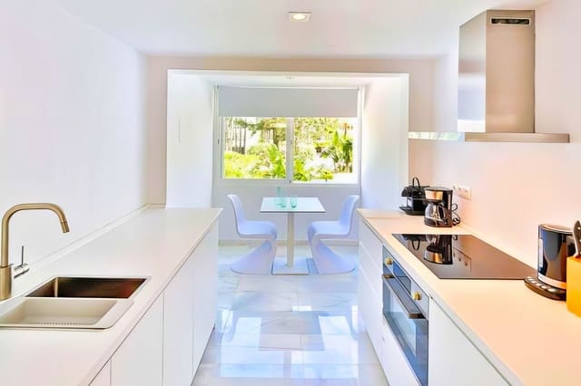 2 camera da letto Appartamento in vendita in Puerto Banus, Marbella - 935.000 € (Rif: 9575449)