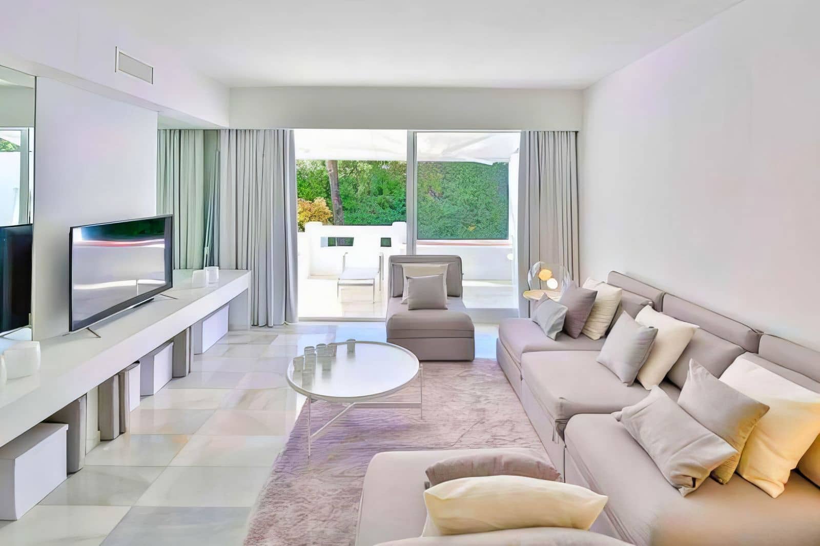 2 quarto Apartamento para venda em Puerto Banus - 935 000 € (Ref: 9575449)