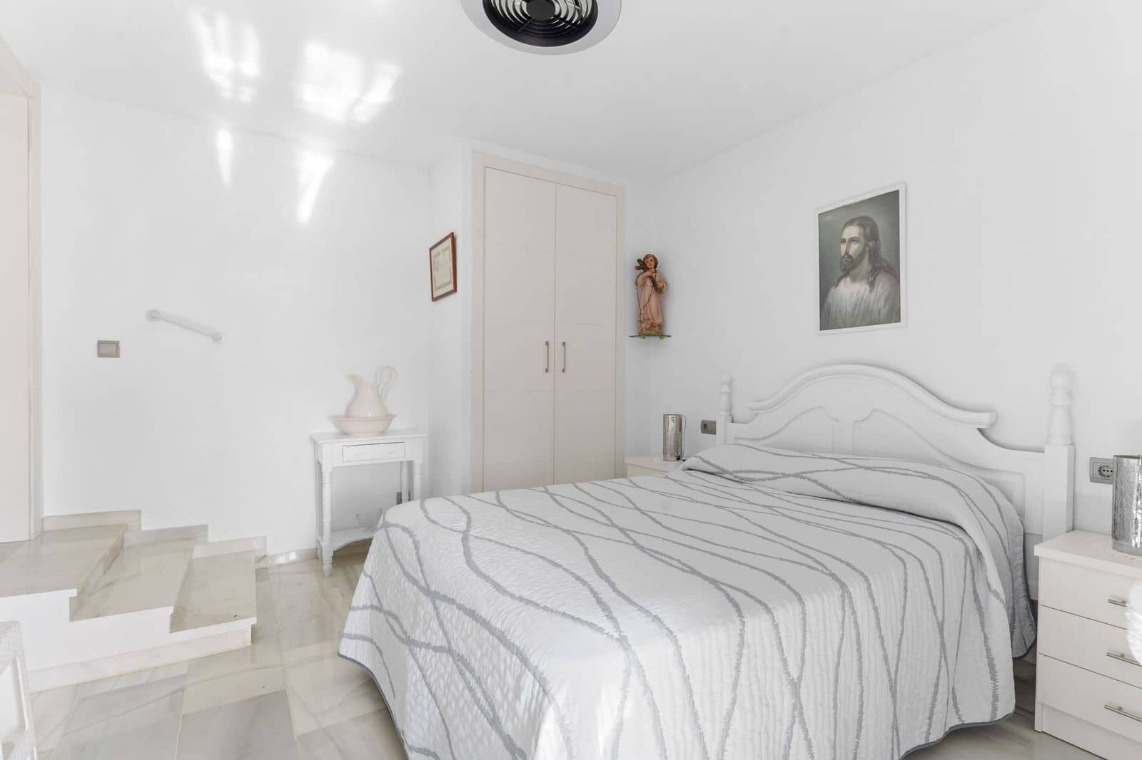 2 slaapkamer Appartement te koop in Puerto Banus - € 520.000 (Ref: 9575454)