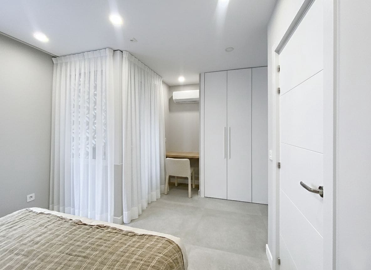 2 sypialnia Apartament na sprzedaż w Estepona - 895 000 € (Ref: 9610650)