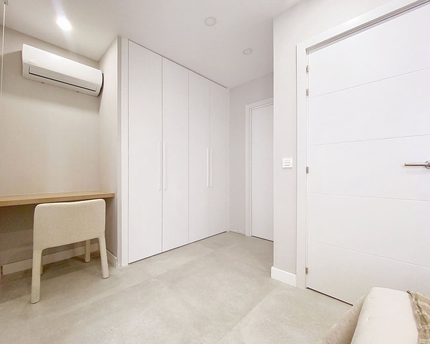 2 sypialnia Apartament na sprzedaż w Estepona - 895 000 € (Ref: 9610650)