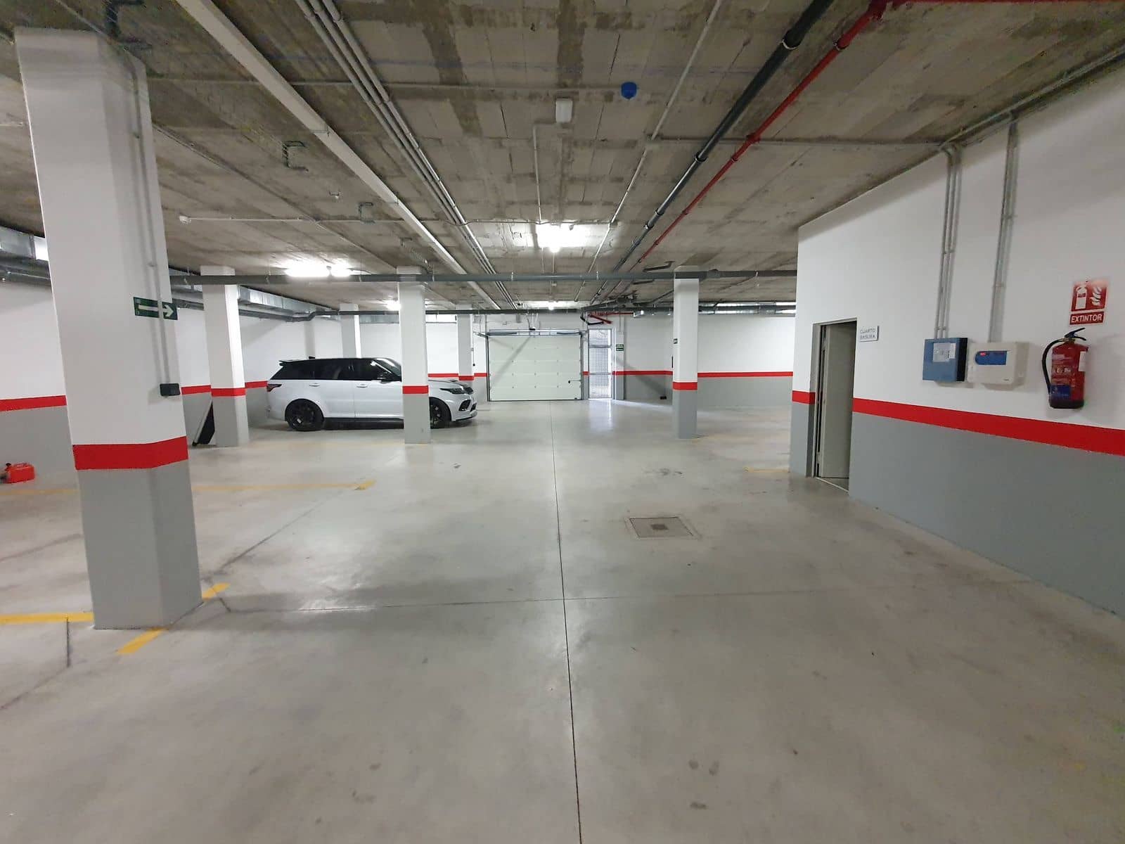 Apartamento de 3 habitaciones en New Golden Mile en venta con piscina - 850.000 € (Ref: 9629419)