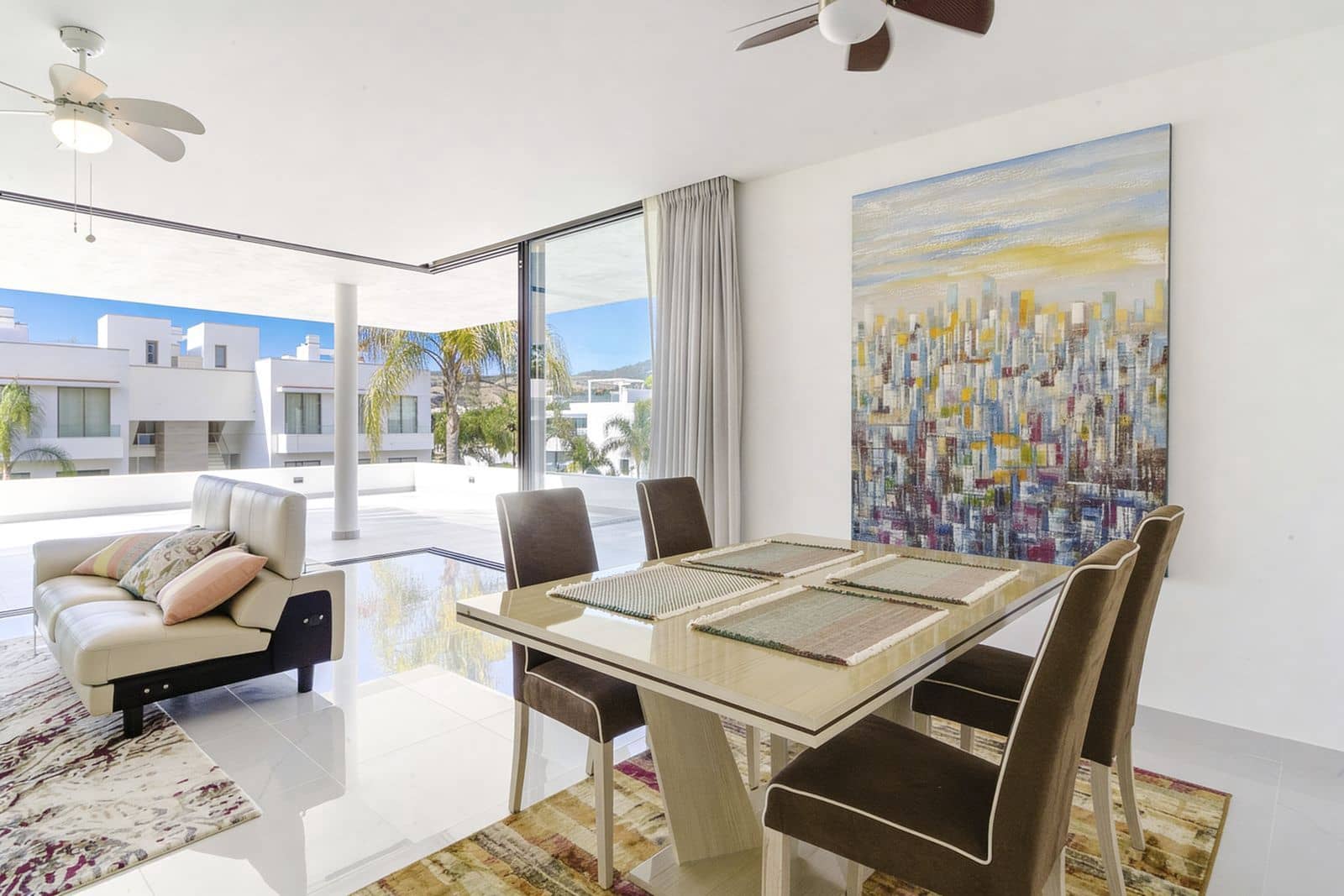 3 bedroom Apartment for sale in New Golden Mile with pool - € 850,000 (Ref: 9629419)