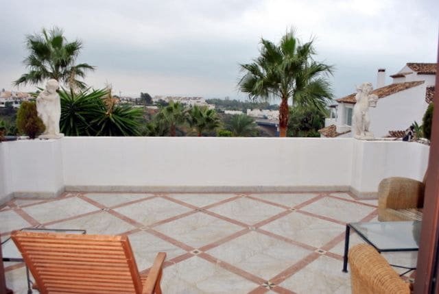 Apartamento de 2 habitaciones en Golden Mile en venta con garaje - 750.000 € (Ref: 9638934)