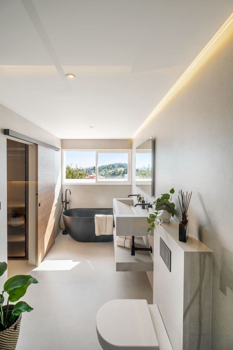 3 soverom Penthouse til salgs i La Quinta med svømmebasseng garasje - € 1 349 000 (Ref: 9638935)