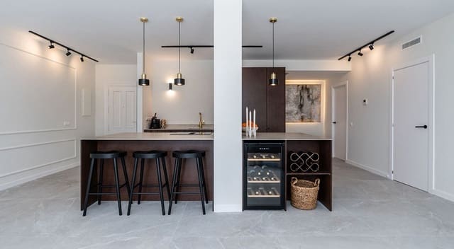 3 soveværelse Lejlighed til salg i La Quinta, Benahavís - € 950.000 (Ref: 9703341)