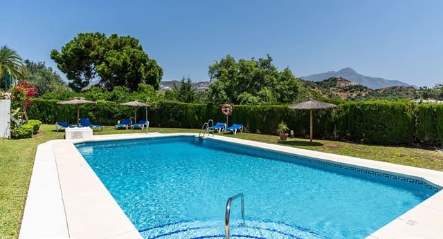 Apartamento de 3 habitaciones en La Quinta, Benahavís en venta - 899.000 € (Ref: 9703341)