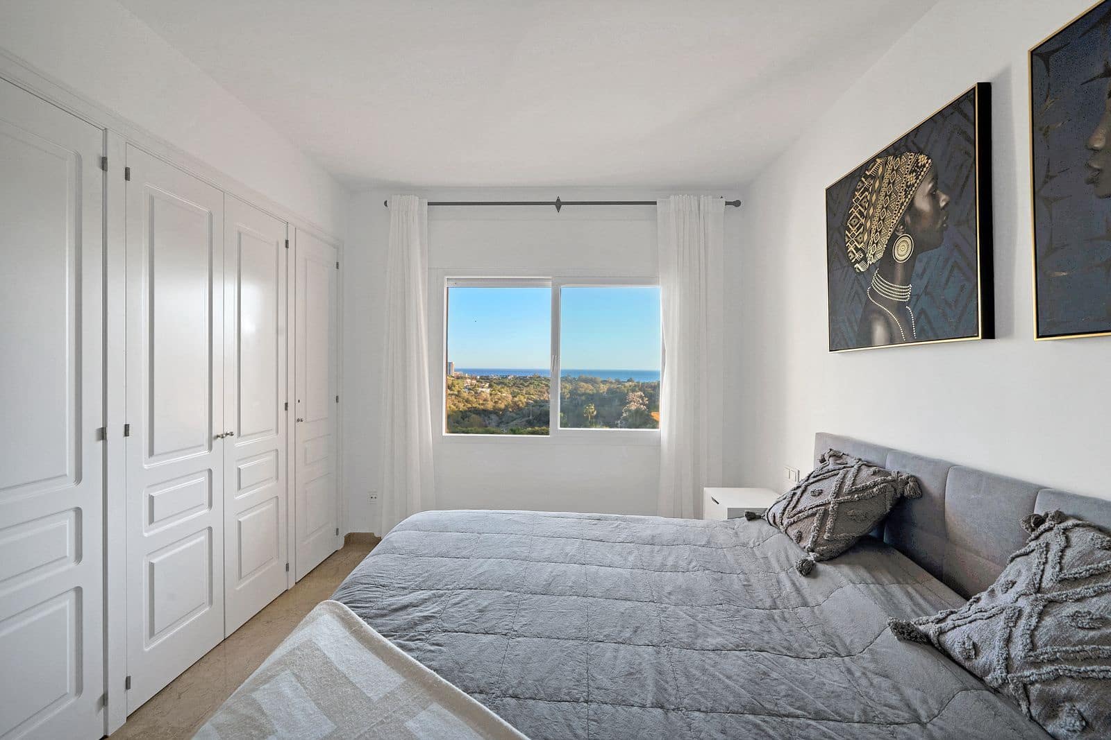 Apartamento de 2 habitaciones en Elviria en venta con garaje - 539.000 € (Ref: 9703344)