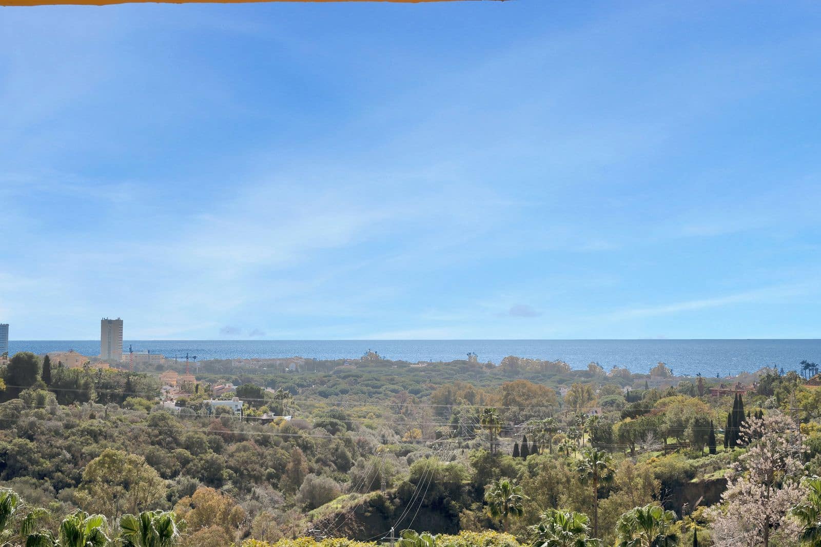 Apartamento de 2 habitaciones en Elviria en venta con garaje - 539.000 € (Ref: 9703344)