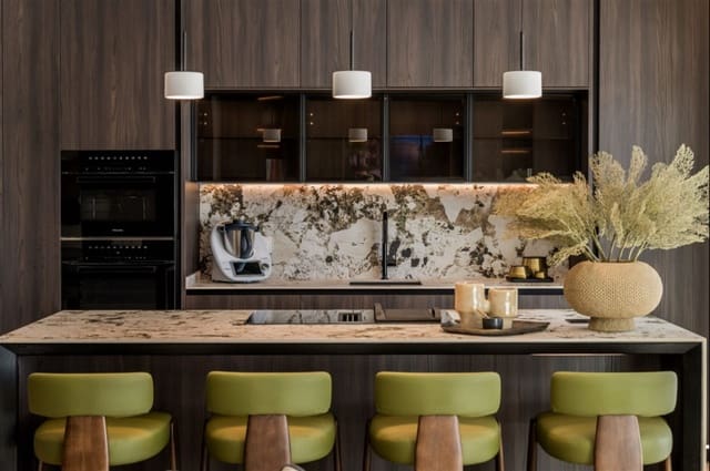 3 makuuhuone Huoneisto myytävänä paikassa Los Monteros, Marbella mukana uima-altaan - 2 450 000 € (Ref: 9703346)