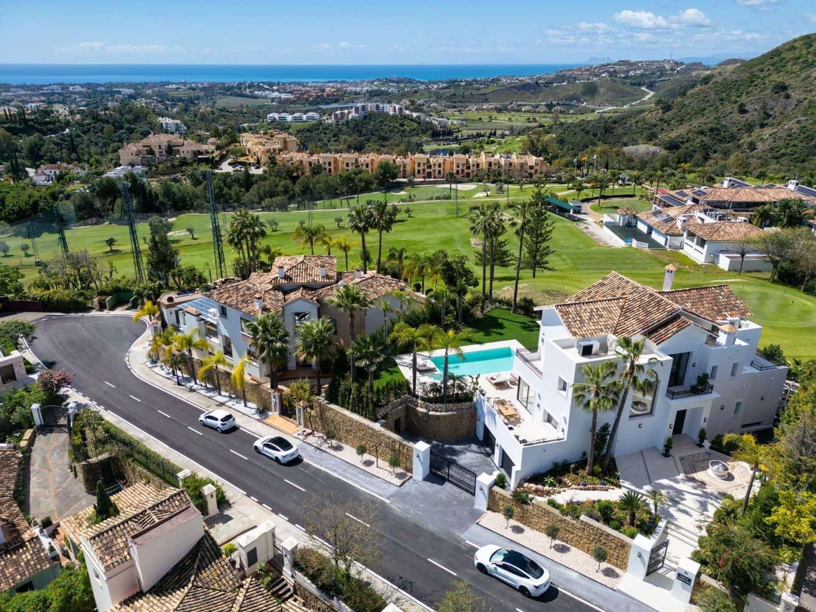 5 slaapkamer Villa te koop in Los Arqueros met zwembad garage - € 5.495.000 (Ref: 9758356)