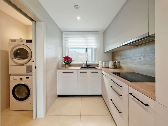 3 chambre Penthouse à vendre à La Cala Golf, Mijas - 725 000 € (Ref: 9866167)