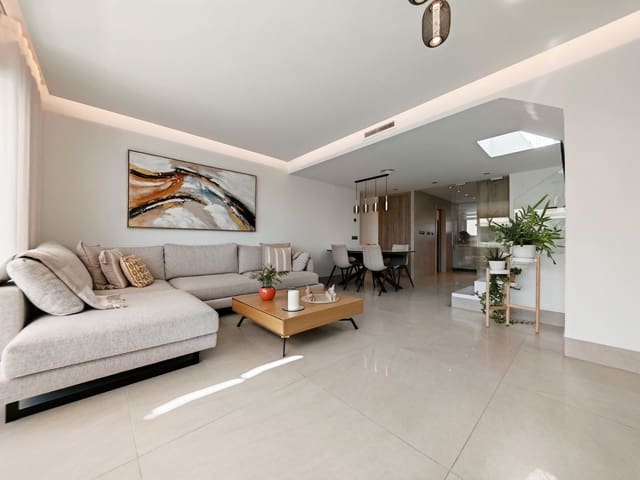 3 chambre Penthouse à vendre à La Cala Golf, Mijas - 725 000 € (Ref: 9866167)