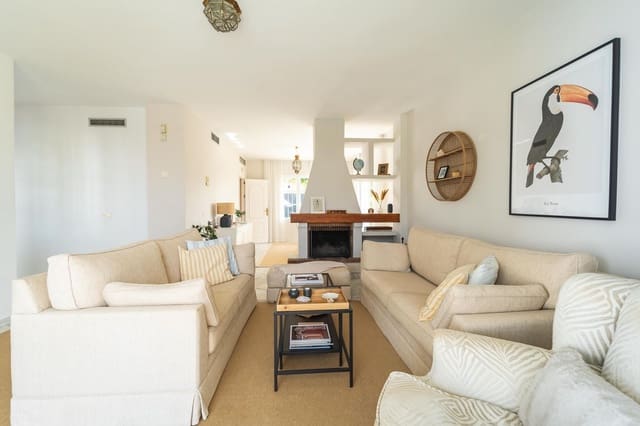 4 Zimmer Villa zu verkaufen in Elviria, Marbella - 1.695.000 € (Ref: 9993733)