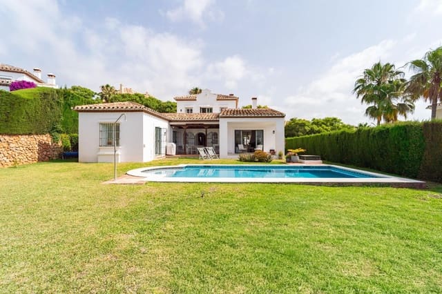 4 Zimmer Villa zu verkaufen in Elviria, Marbella - 1.695.000 € (Ref: 9993733)