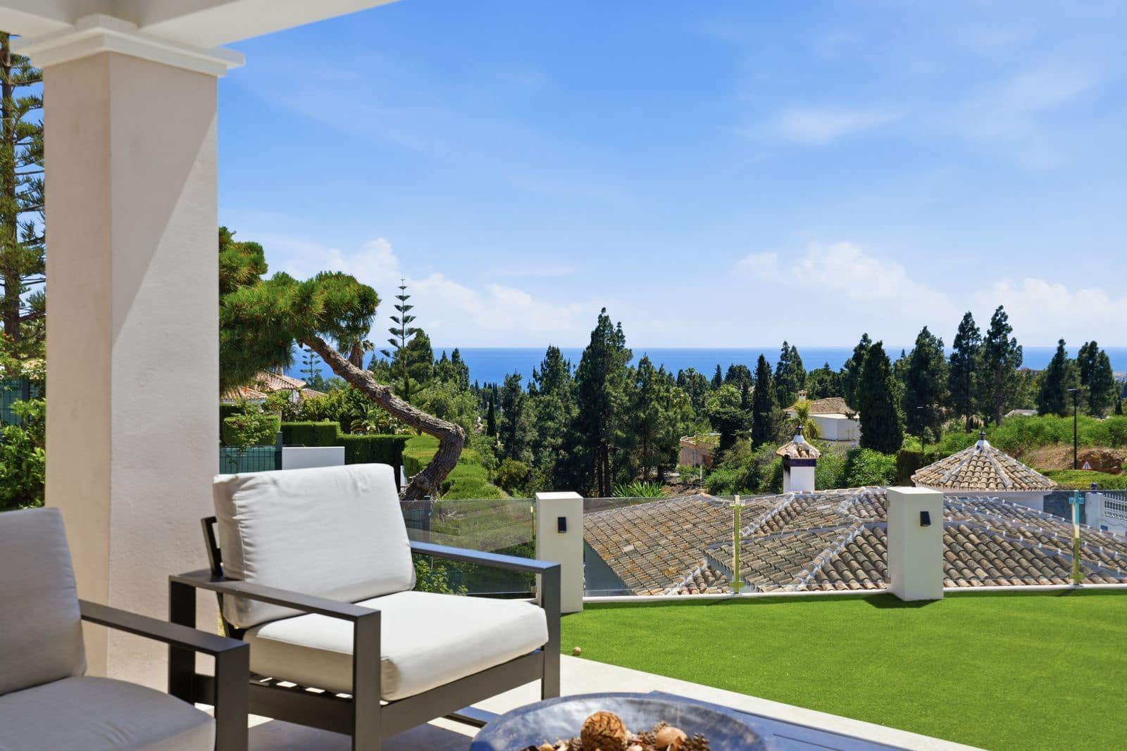 4 bedroom Villa for sale in El Chaparral with pool - € 1,599,000 (Ref: 9993734)