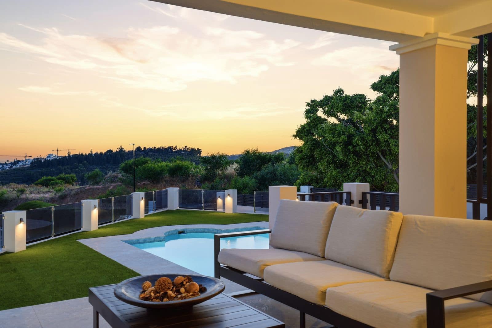 4 bedroom Villa for sale in El Chaparral with pool - € 1,599,000 (Ref: 9993734)
