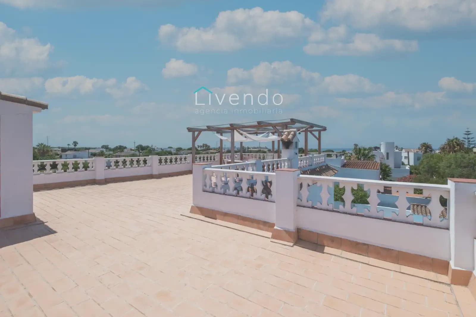 4 makuuhuone Huvila myytävänä paikassa Barbate mukana uima-altaan 
autotalli - 639 000 € (Ref: 10086643)