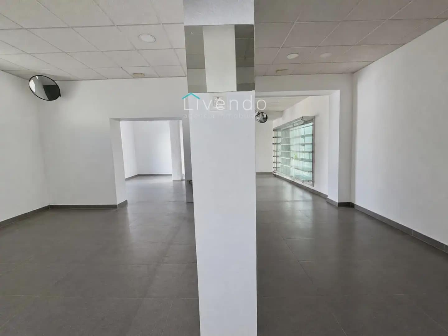 Kommersiell til salgs i Barbate - € 159 900 (Ref: 10158184)