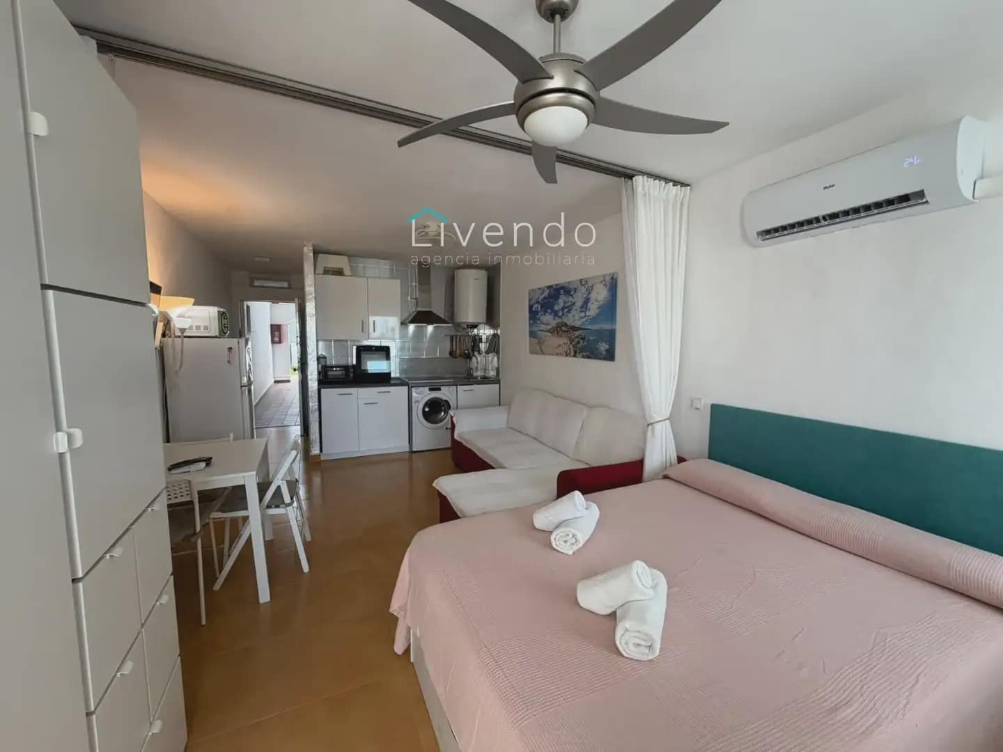 Piso de 1 habitación en Zahara de los Atunes en venta con piscina - 277.000 € (Ref: 10159905)