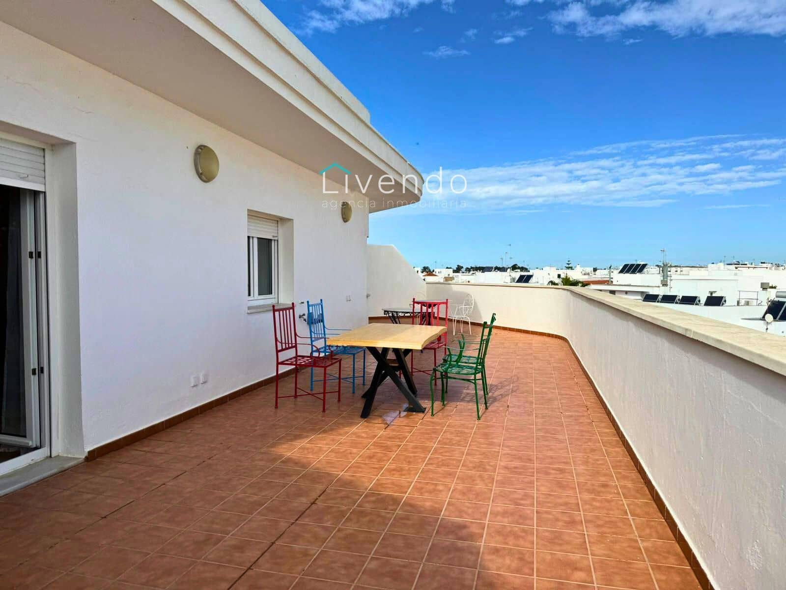 2 sypialnia Penthouse na sprzedaż w Conil de la Frontera - 350 000 € (Ref: 9537719)