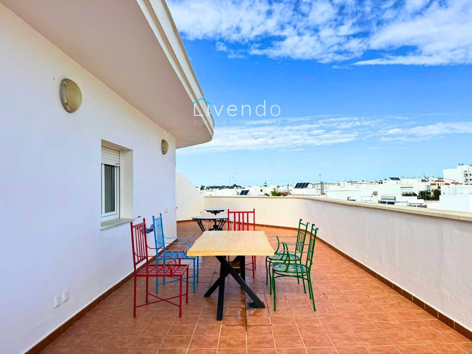 2 sypialnia Penthouse na sprzedaż w Conil de la Frontera - 350 000 € (Ref: 9537719)