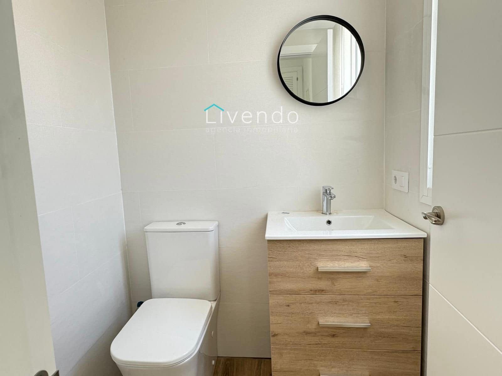 3 sypialnia Finka/Dom wiejski na sprzedaż w Conil de la Frontera z basenem - 600 000 € (Ref: 9537724)