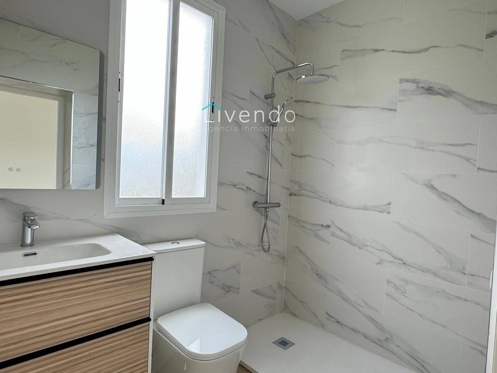 3 sypialnia Finka/Dom wiejski na sprzedaż w Conil de la Frontera z basenem - 600 000 € (Ref: 9537724)