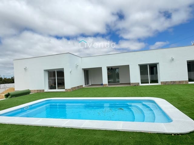 3 sypialnia Finka/Dom wiejski na sprzedaż w Conil de la Frontera z basenem - 600 000 € (Ref: 9537724)