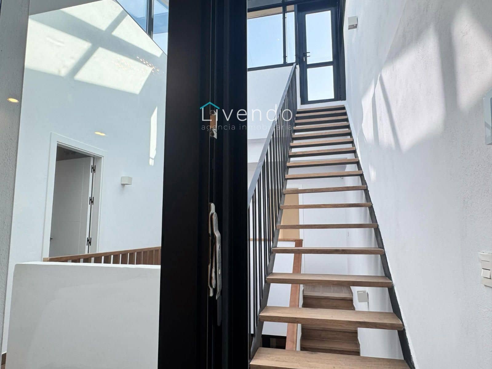 4 soveværelse Byhus til salg i Conil de la Frontera - € 495.000 (Ref: 9537725)