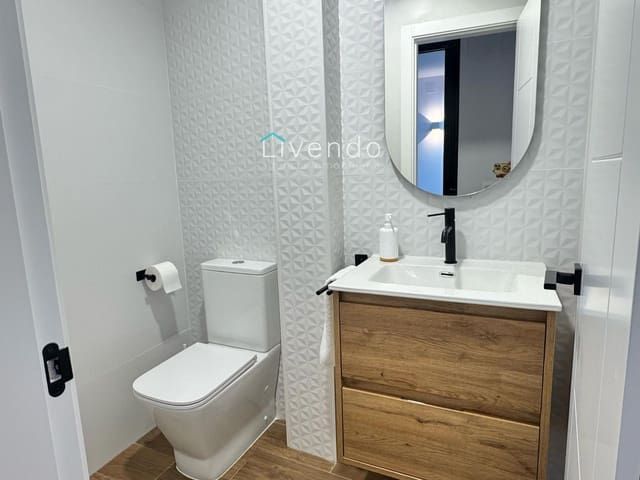 4 soveværelse Byhus til salg i Conil de la Frontera - € 495.000 (Ref: 9537725)