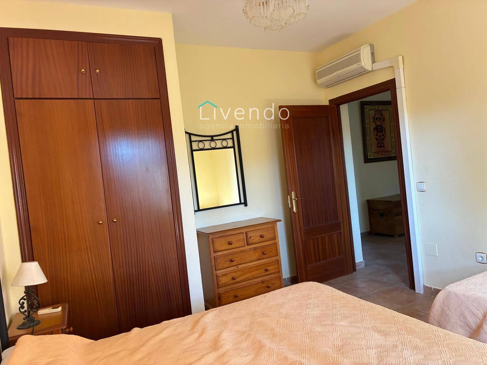 5 soveværelse Villa til salg i Conil de la Frontera - € 367.999 (Ref: 9537726)